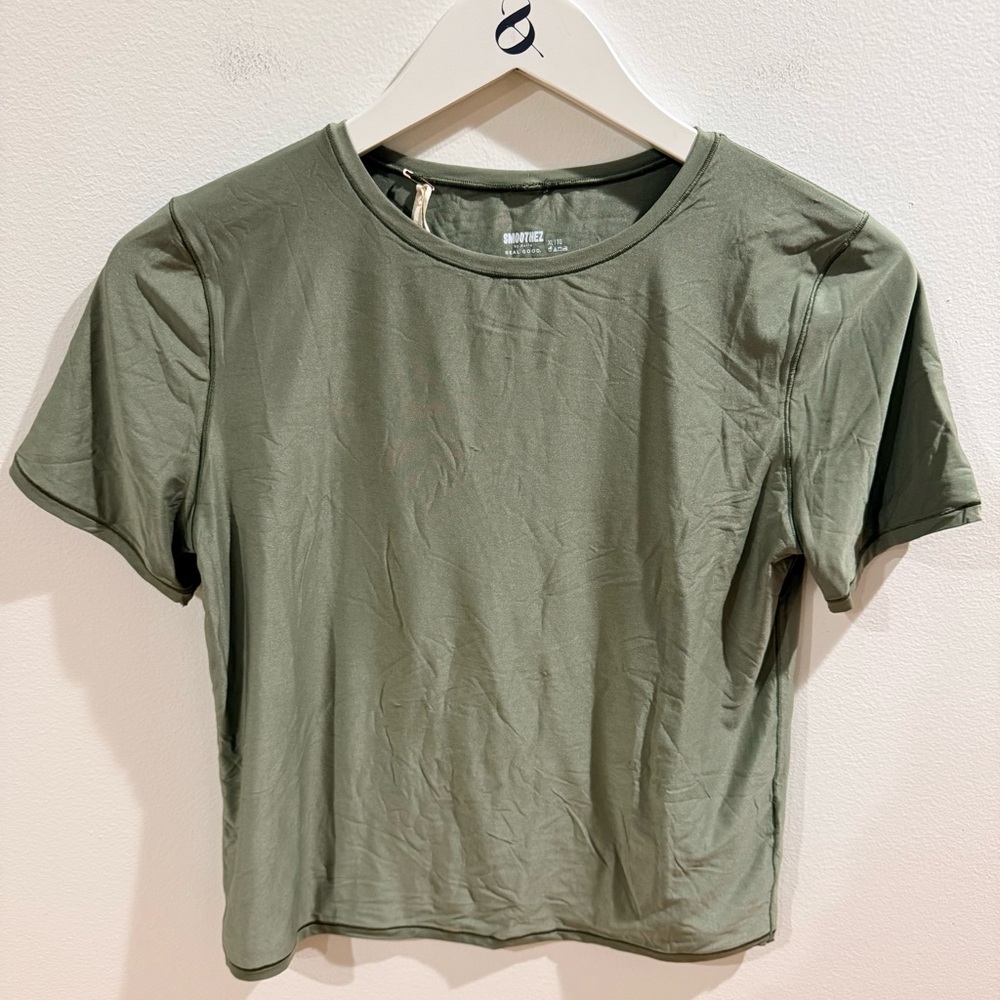 AERIE NWT SMOOTHEZ TOP!